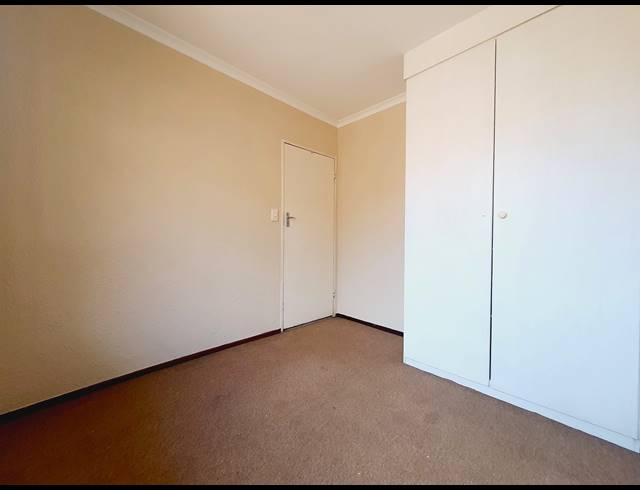 2 BEDROOM APARTMENT RENTED IN HALFWAY GARDENS